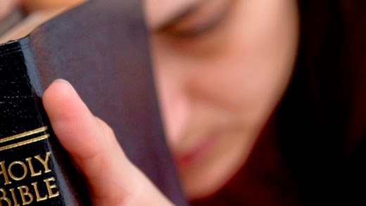 memorizar-la-biblia-520x293